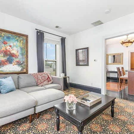 Spacious Upstairs 1Bed- Walking Distance To Beach Outlet Mall Michigan City Bagian luar foto